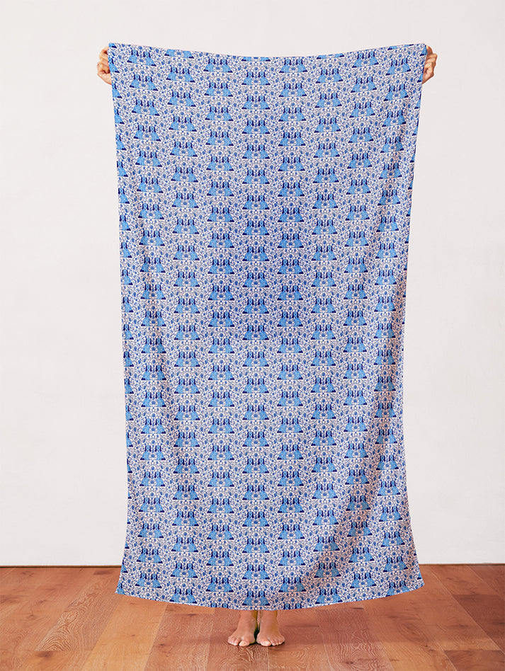Porcelain Dogs in Blue & White from the Chinoiserie Collection - Paintbrush Fabrics