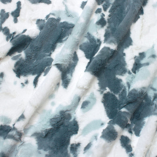 Minky -Lux Snuggle Spotted Appaloosa MIST/RAIN From EZ Fabric