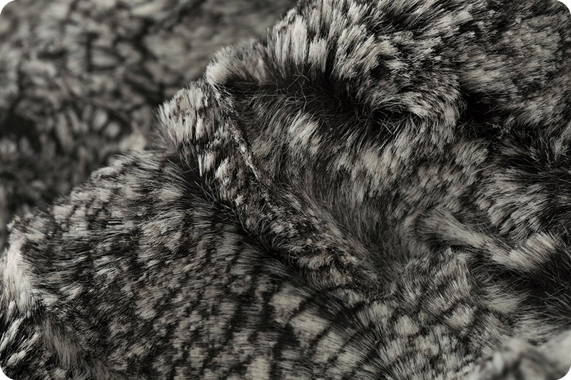 Minky - Luxe Cuddle Boa BLACK From Shannon Fabrics