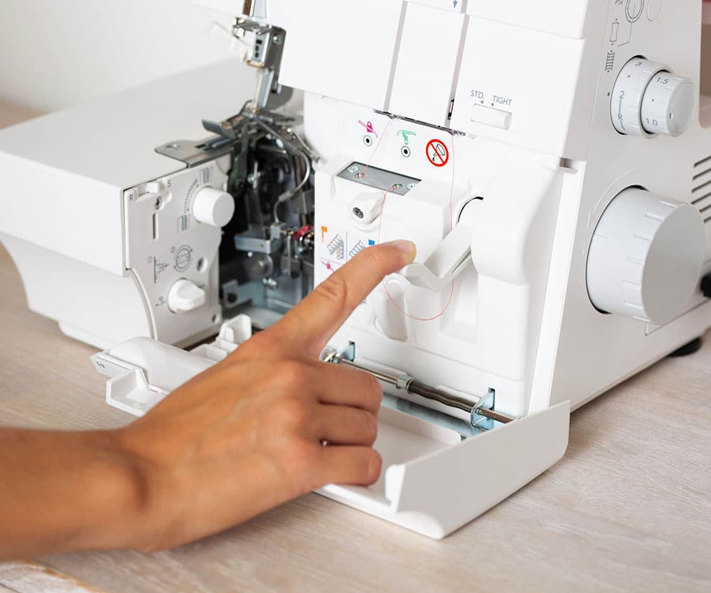 elna eXtend 864 Air Thread Serger Overlock Machine