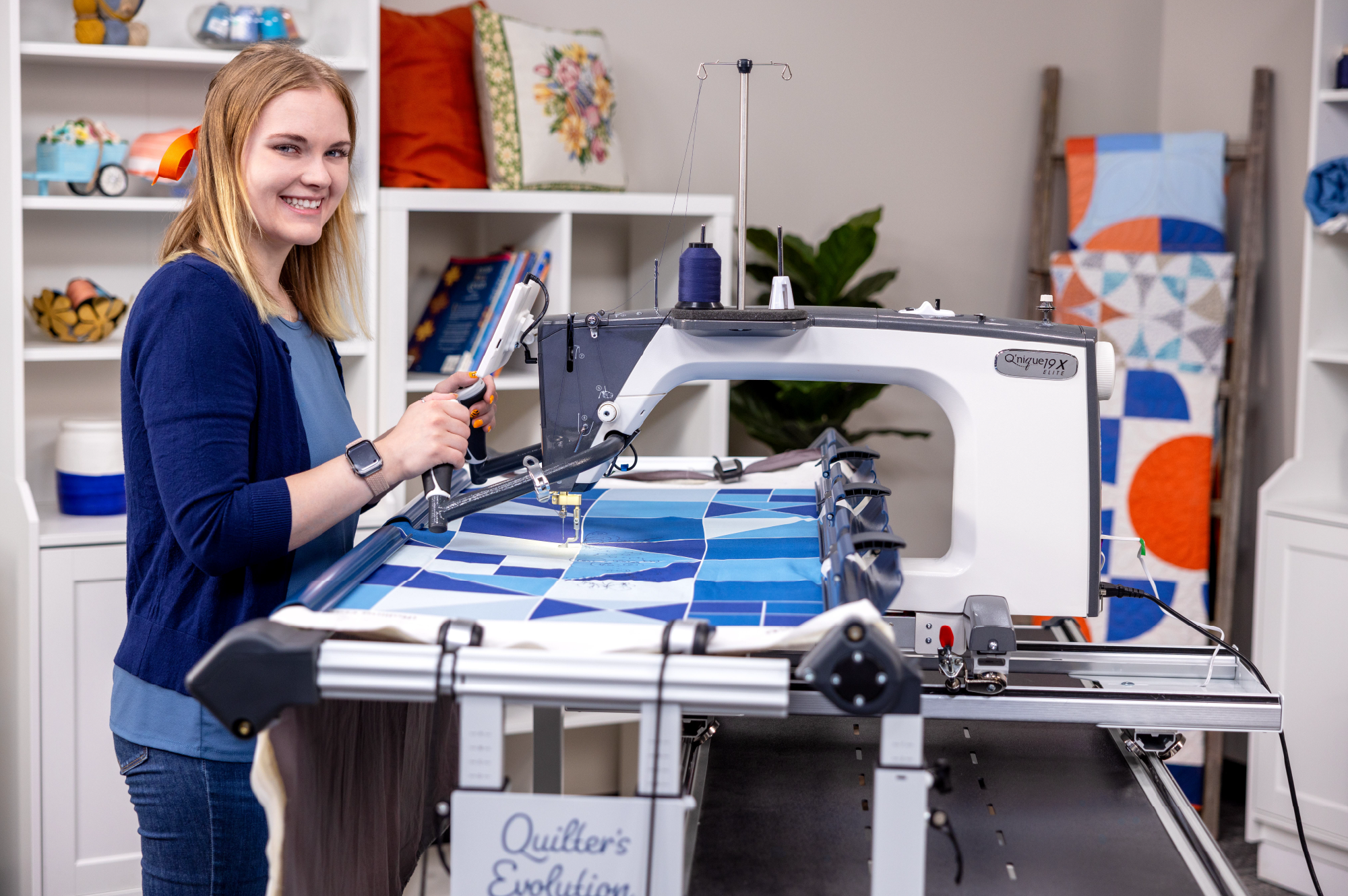 Q'nique 21X Elite Longarm Quilting Machine wtih Frame from Grace Company