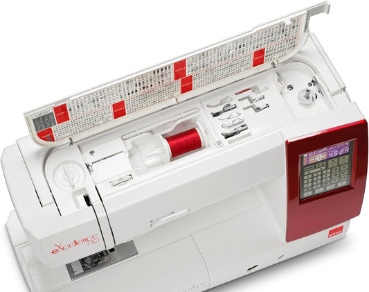 Elna eXcellence 710 equipped with the Dual Feed system