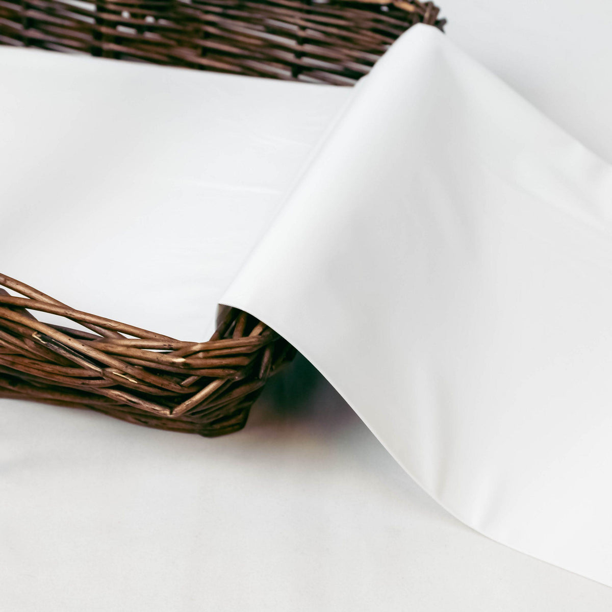 Floriani Color Keep Topping 54" x 1 yd WHITE