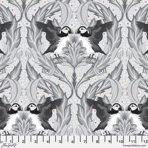 Tula Pink Grayworks  - Huffin & Puffin in Whisper