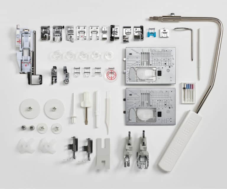 Elna eXcellence 790 Pro with 13 inch Throat Space