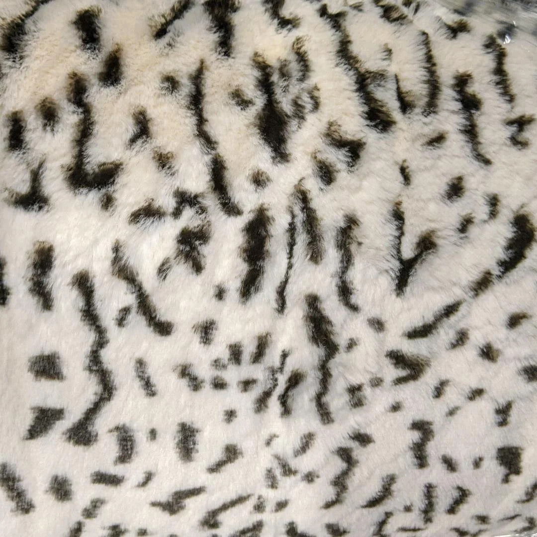 Minky -Lux Snuggle Snow Pearl Leopard From EZ Fabric