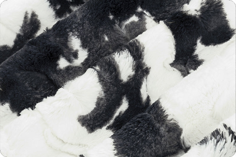 Minky - Luxe Cuddle Calf BESSIE From Shannon Fabrics - 60" Wide