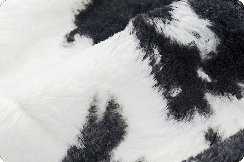 Minky - Luxe Cuddle Calf BESSIE From Shannon Fabrics - 60" Wide