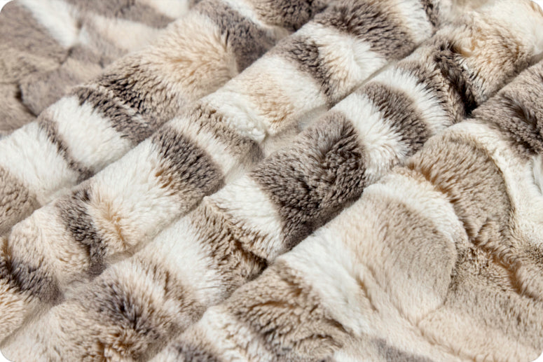 MINKY - Luxe Cuddle Frosted Himalayan PEWTER from Shannon Fabrics