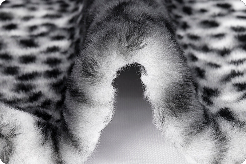 Minky - Luxe Cuddle® Savanna SNOW/BLACK From Shannon Fabrics